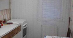 2 camere zona Hotel, etaj intermediar/ Vandut